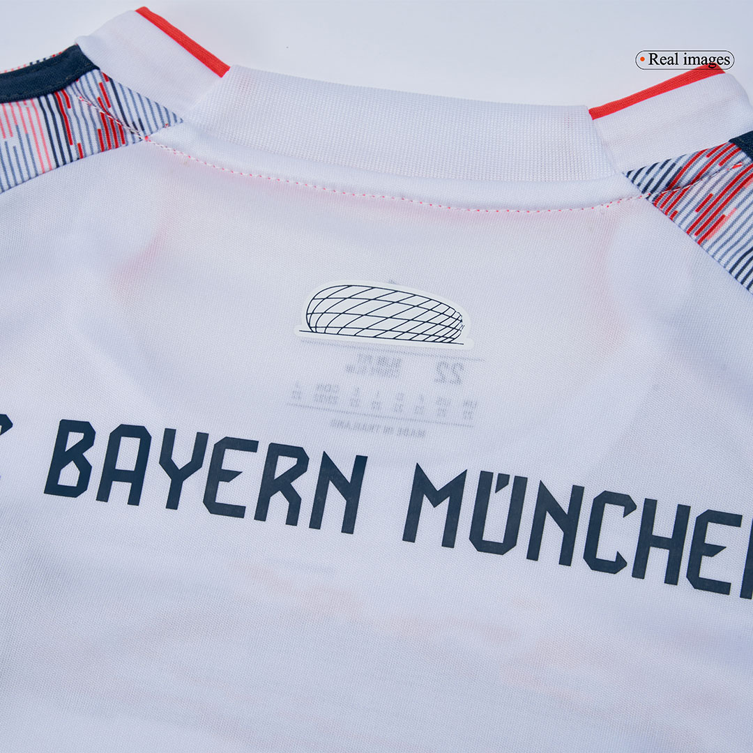 kit enfant Bayern Munich 2025/26 extérieur blanc
