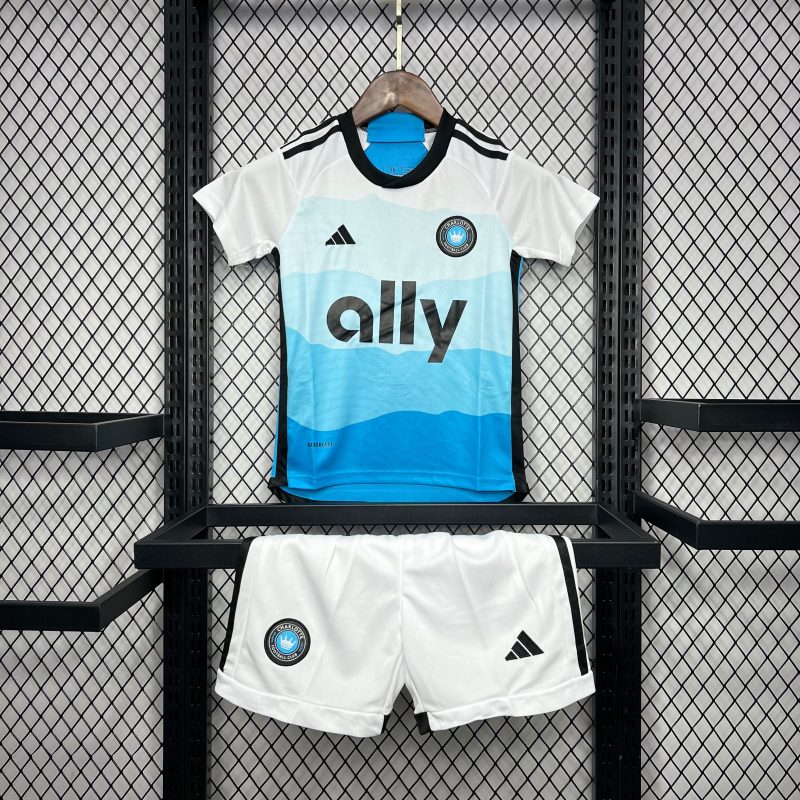 Kit Enfant Charlotte 2024/25 Kit enfant