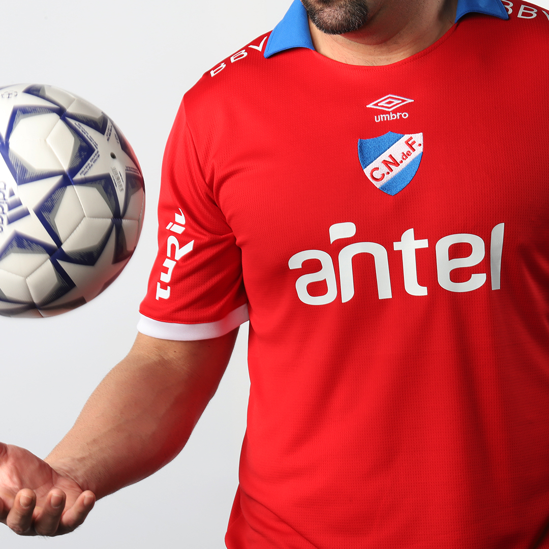 maillot Nacional 2022 extérieur rouge