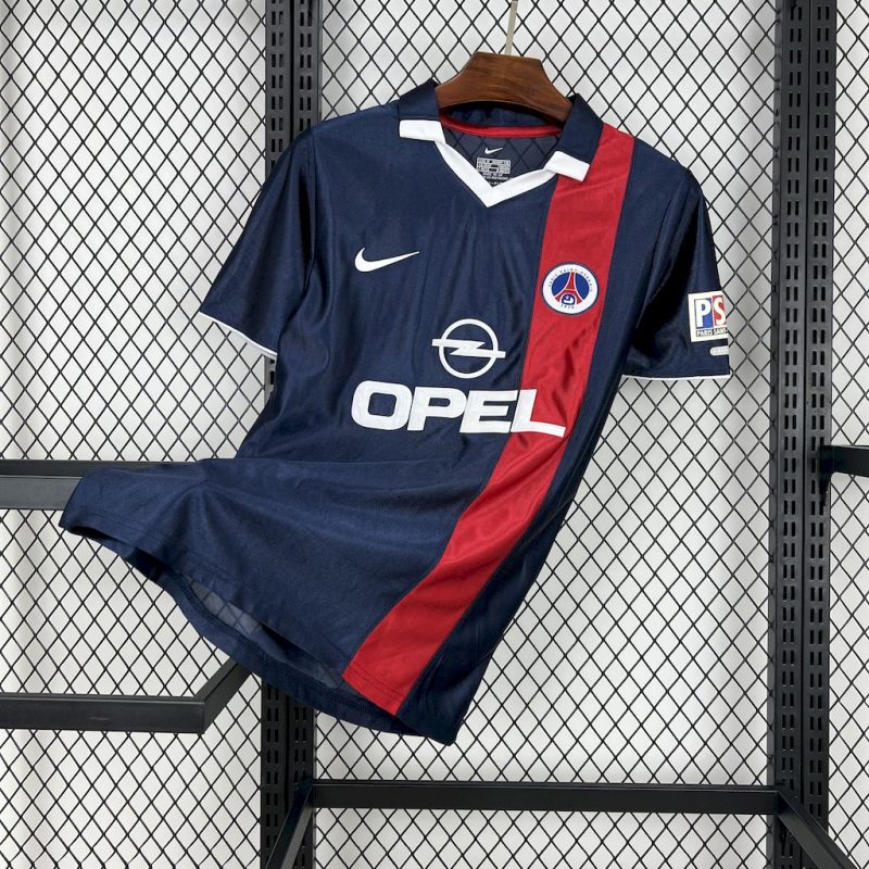 Paris Saint Germain 2001/02 Retro Jersey