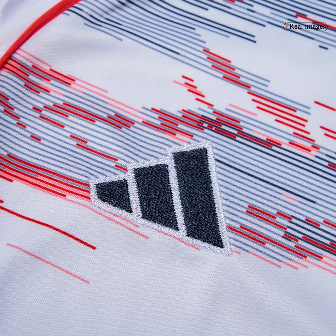 kit enfant Bayern Munich 2025/26 extérieur blanc